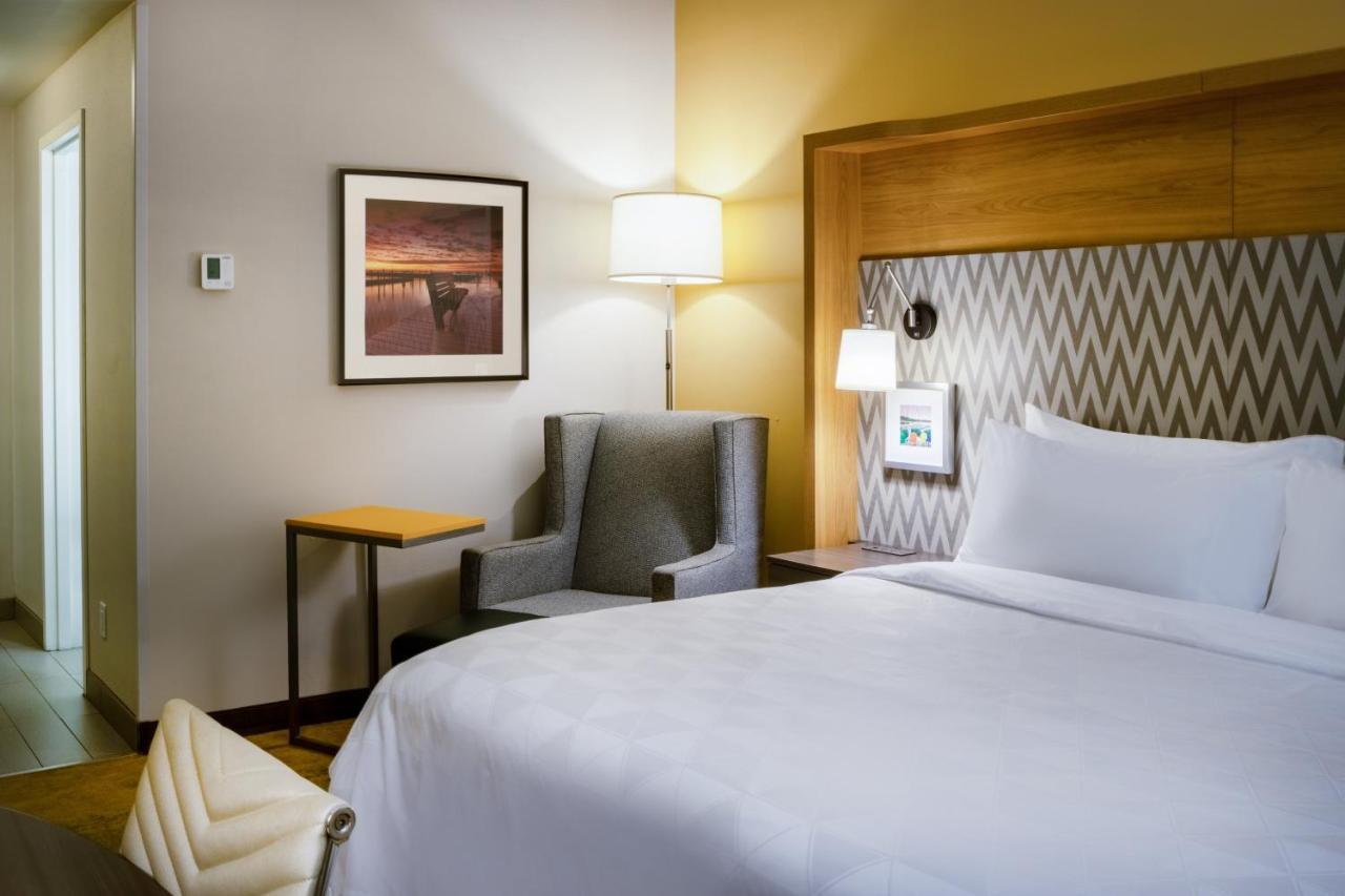 Holiday Inn - Long Island - Islip Arpt East By Ihg Holtsville Buitenkant foto