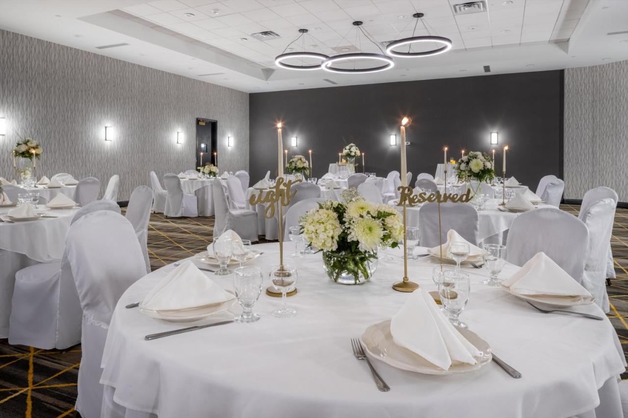Holiday Inn - Long Island - Islip Arpt East By Ihg Holtsville Buitenkant foto